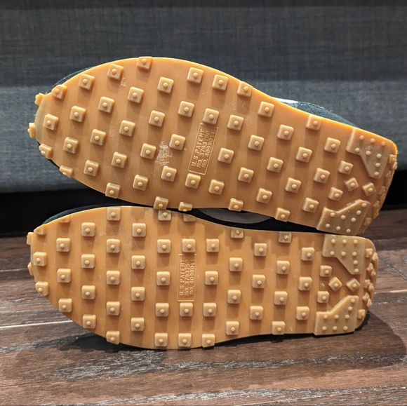 Nike Daybreak Sneakers - Picture 7 of 8